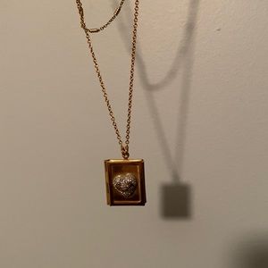 Gold juicy couture necklace